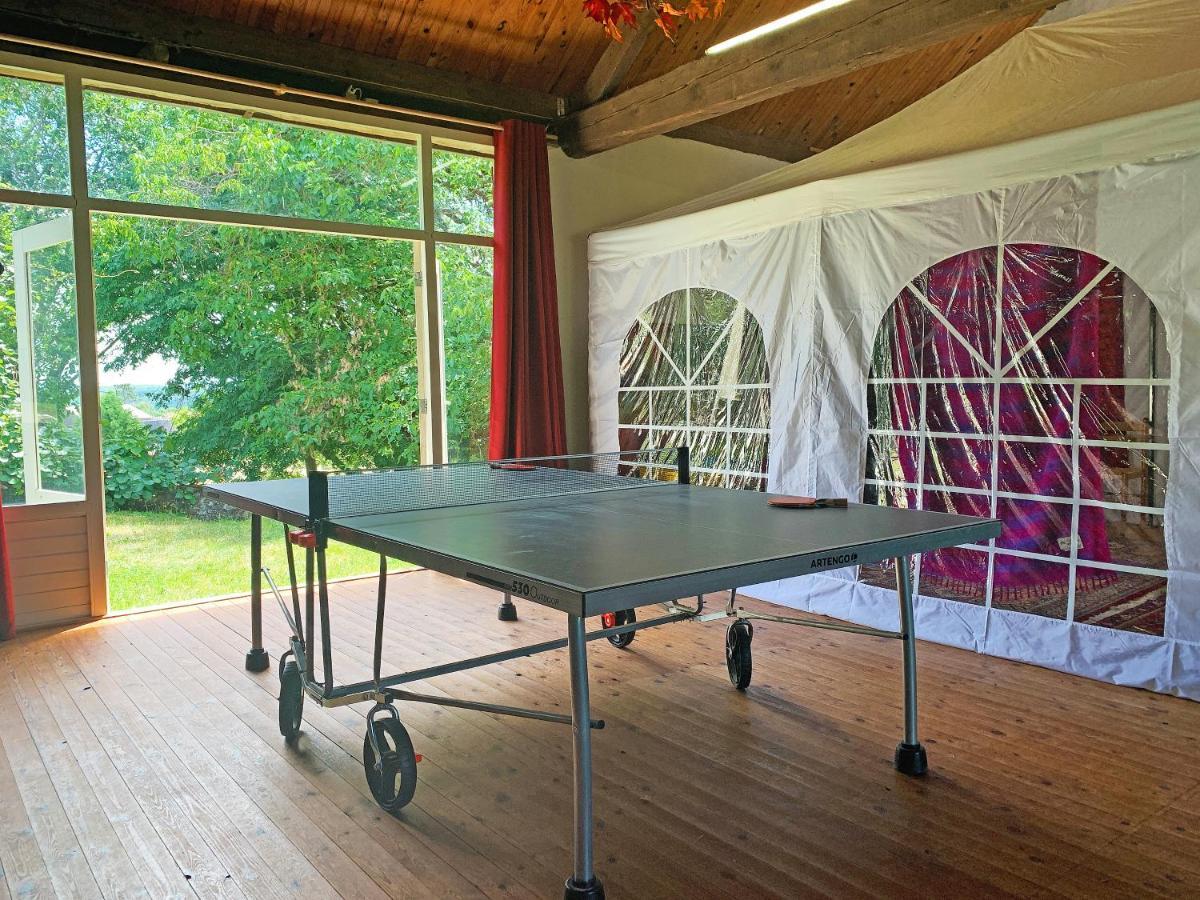 Bed and Breakfast Domaine Les Bertrands Couches Exterior foto