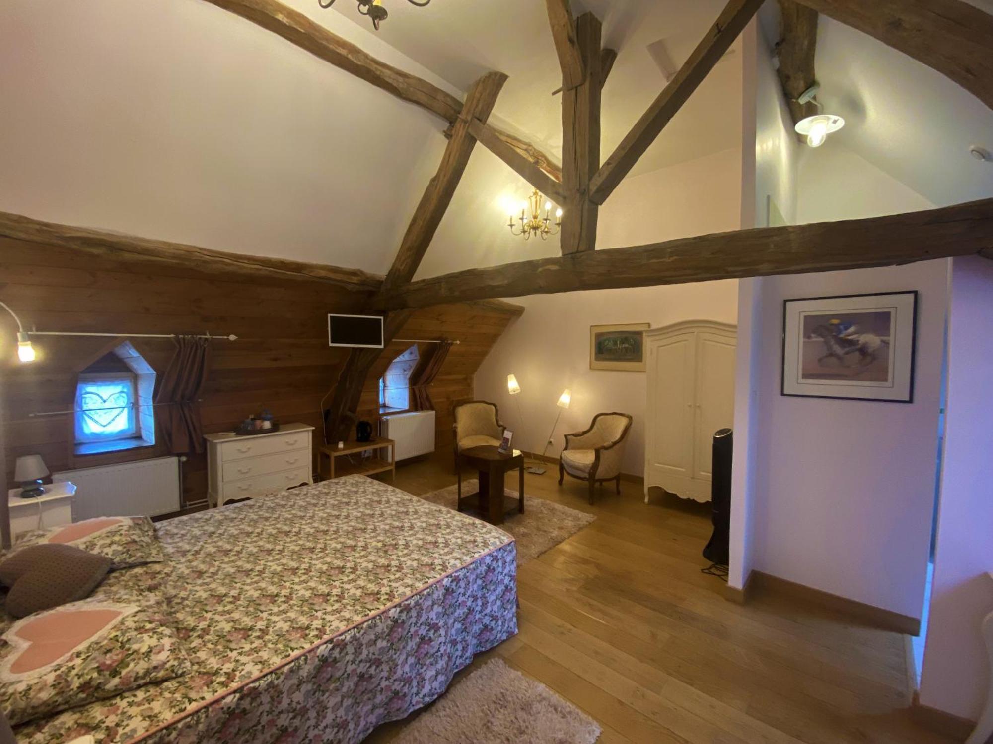 Bed and Breakfast Domaine Les Bertrands Couches Habitación foto